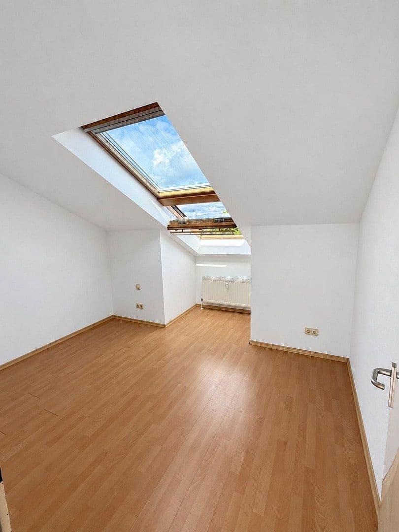 Pronájem bytu 3+1 90 m², Velten, Braniborsko Pronájem bytu 3+1 90 m², Velten, Braniborsko