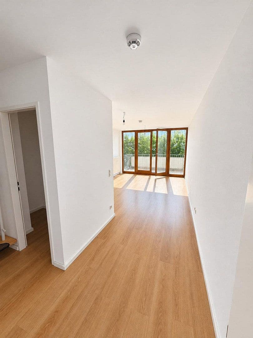 Pronájem bytu 3+1 84 m², Velten, Braniborsko Pronájem bytu 3+1 84 m², Velten, Braniborsko
