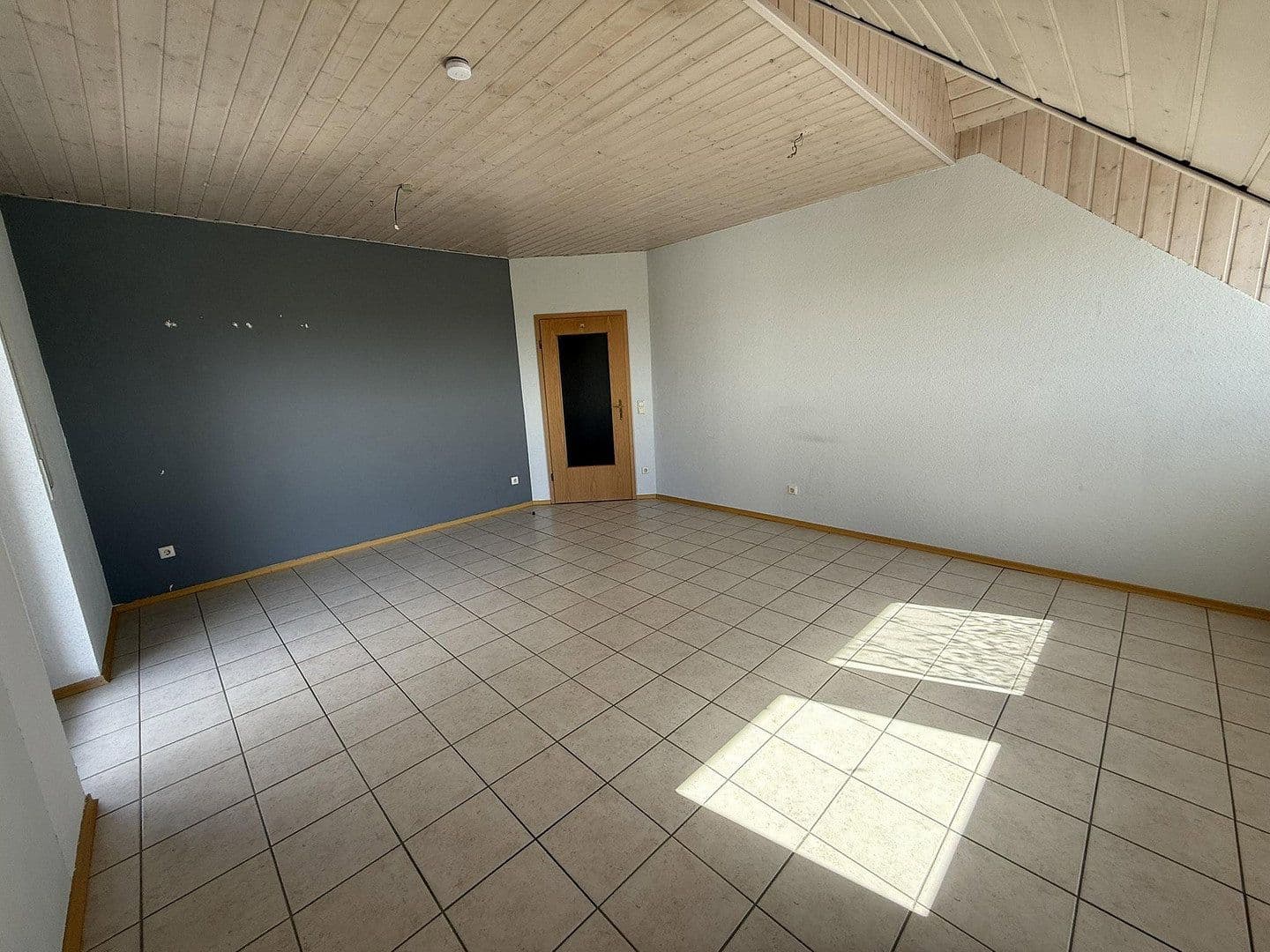 Pronájem bytu 4+1 120 m², Freimersheim, Porýní-Falc Pronájem bytu 4+1 120 m², Freimersheim, Porýní-Falc