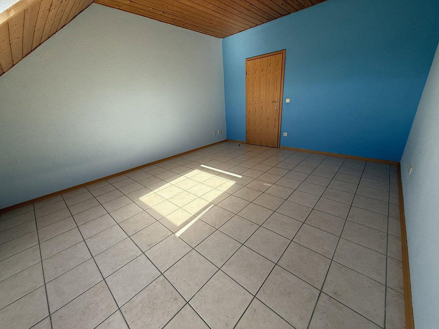 Pronájem bytu 4+1 120 m², Freimersheim, Porýní-Falc Pronájem bytu 4+1 120 m², Freimersheim, Porýní-Falc
