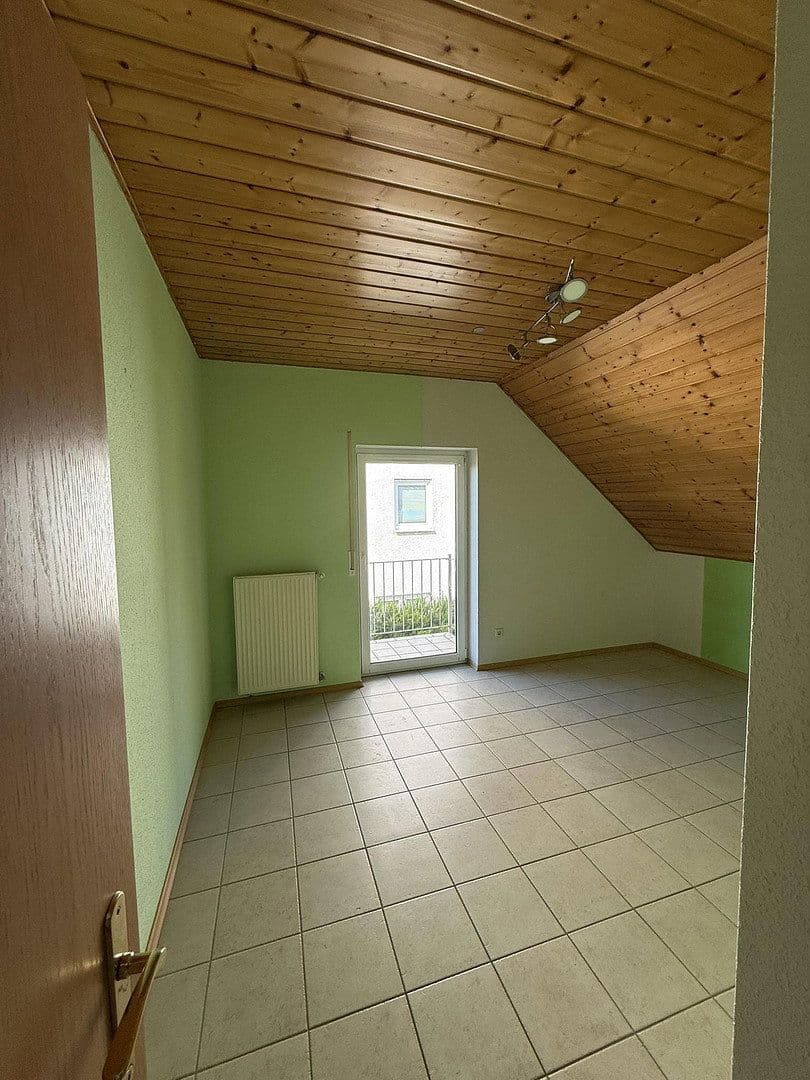 Pronájem bytu 4+1 120 m², Freimersheim, Porýní-Falc Pronájem bytu 4+1 120 m², Freimersheim, Porýní-Falc