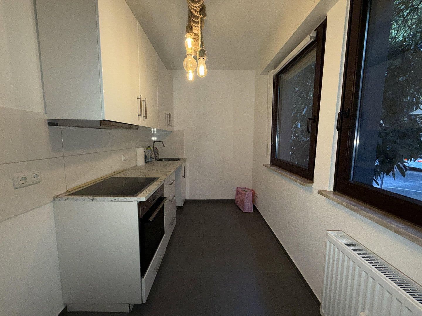 Pronájem bytu 2+1 54 m², Uhlandstraße 31, Frankfurt am Main, Hessen Pronájem bytu 2+1 54 m², Uhlandstraße 31, Frankfurt am Main, Hessen