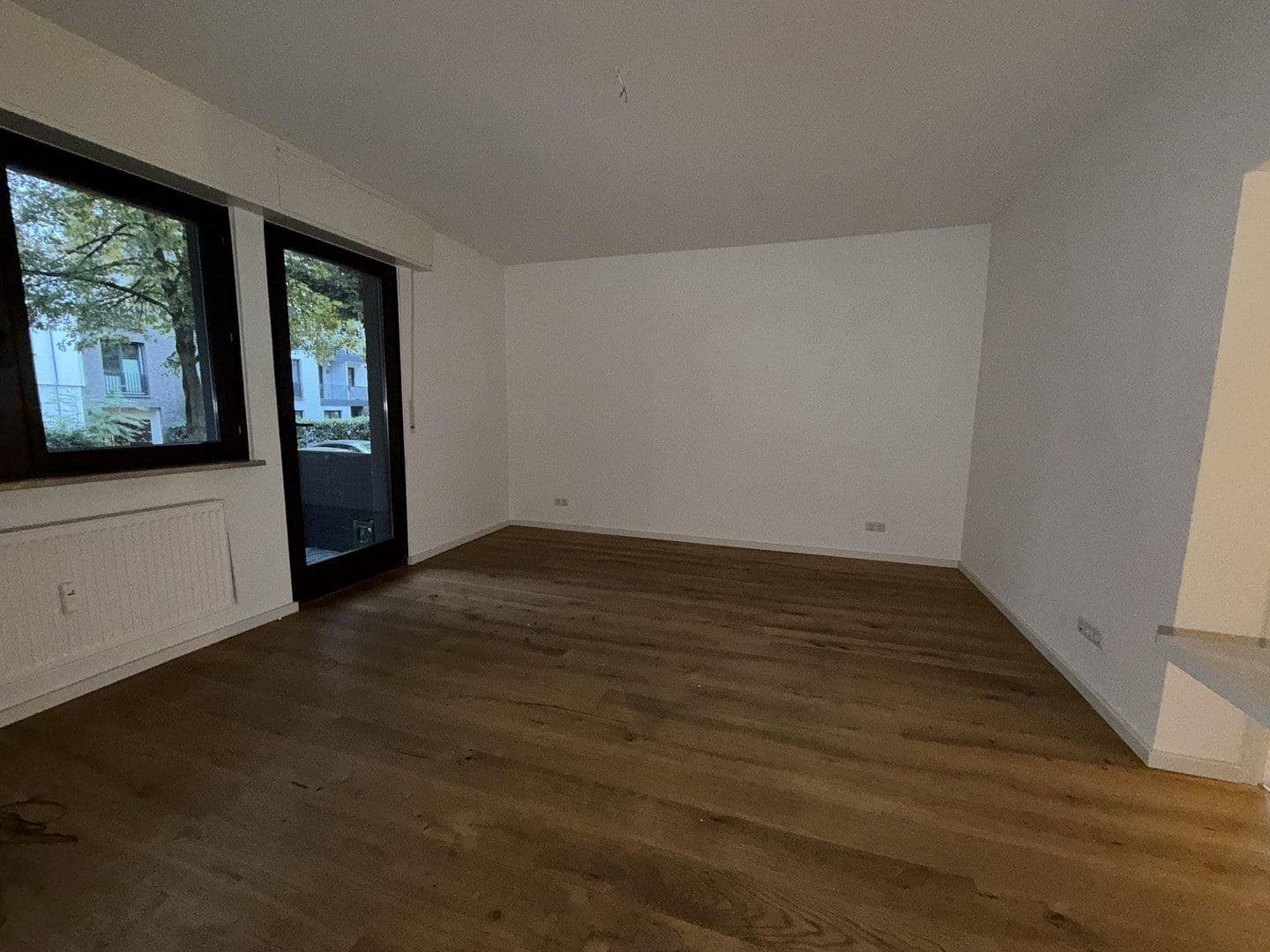 Pronájem bytu 2+1 54 m², Uhlandstraße 31, Frankfurt am Main, Hessen Pronájem bytu 2+1 54 m², Uhlandstraße 31, Frankfurt am Main, Hessen