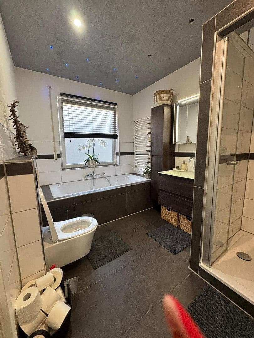 Prodej bytu 4+1 140 m², Georg Baumann str 1, Calw, Bádensko-Württembersko Prodej bytu 4+1 140 m², Georg Baumann str 1, Calw, Bádensko-Württembersko