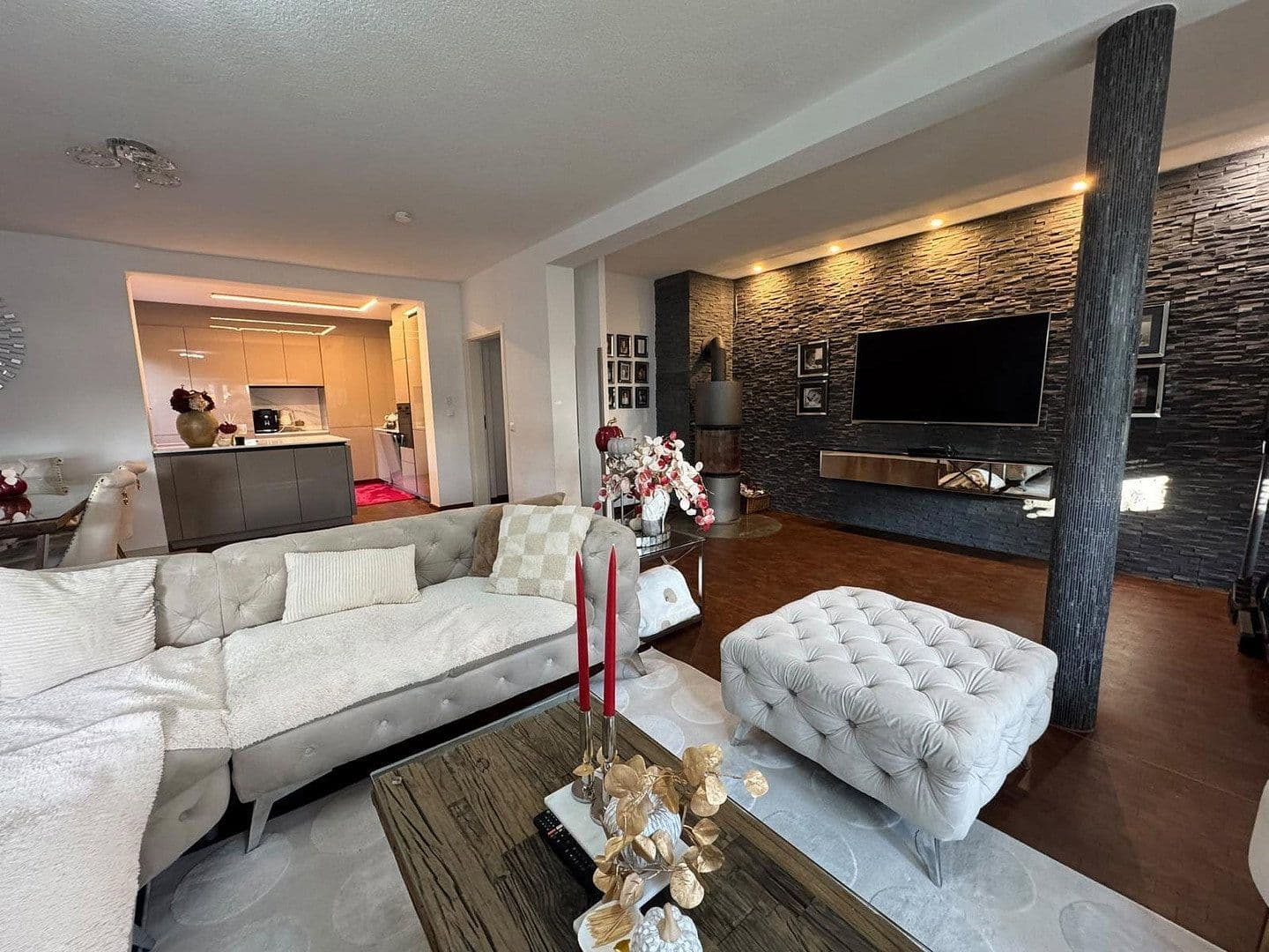 Prodej bytu 4+1 140 m², Georg Baumann str 1, Calw, Bádensko-Württembersko Prodej bytu 4+1 140 m², Georg Baumann str 1, Calw, Bádensko-Württembersko