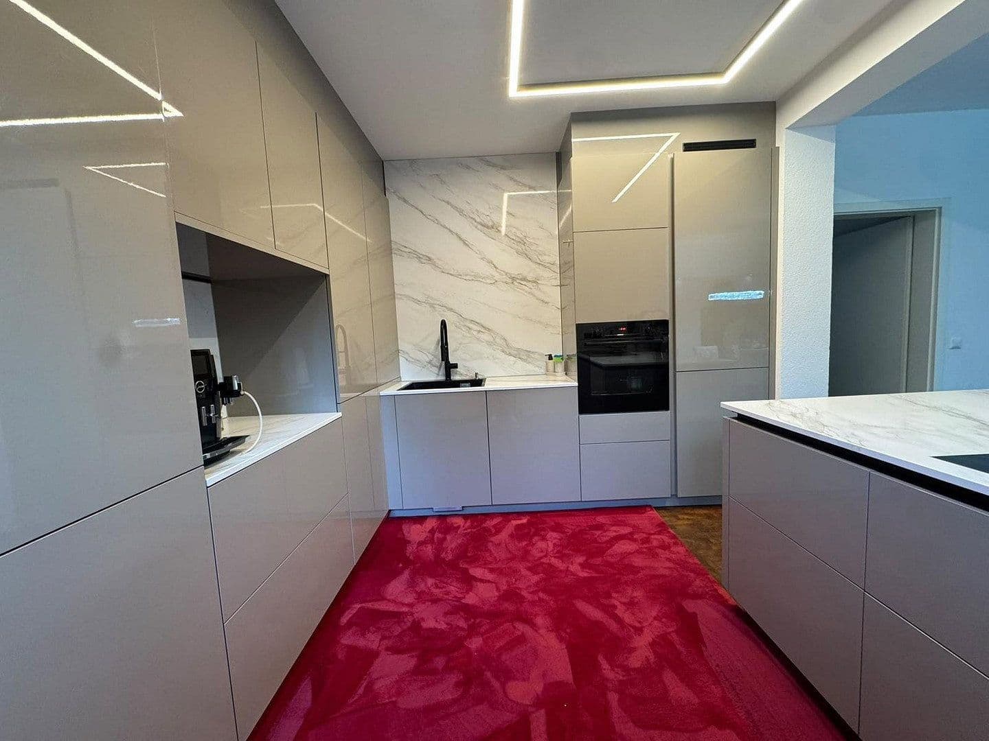 Prodej bytu 4+1 140 m², Georg Baumann str 1, Calw, Bádensko-Württembersko Prodej bytu 4+1 140 m², Georg Baumann str 1, Calw, Bádensko-Württembersko