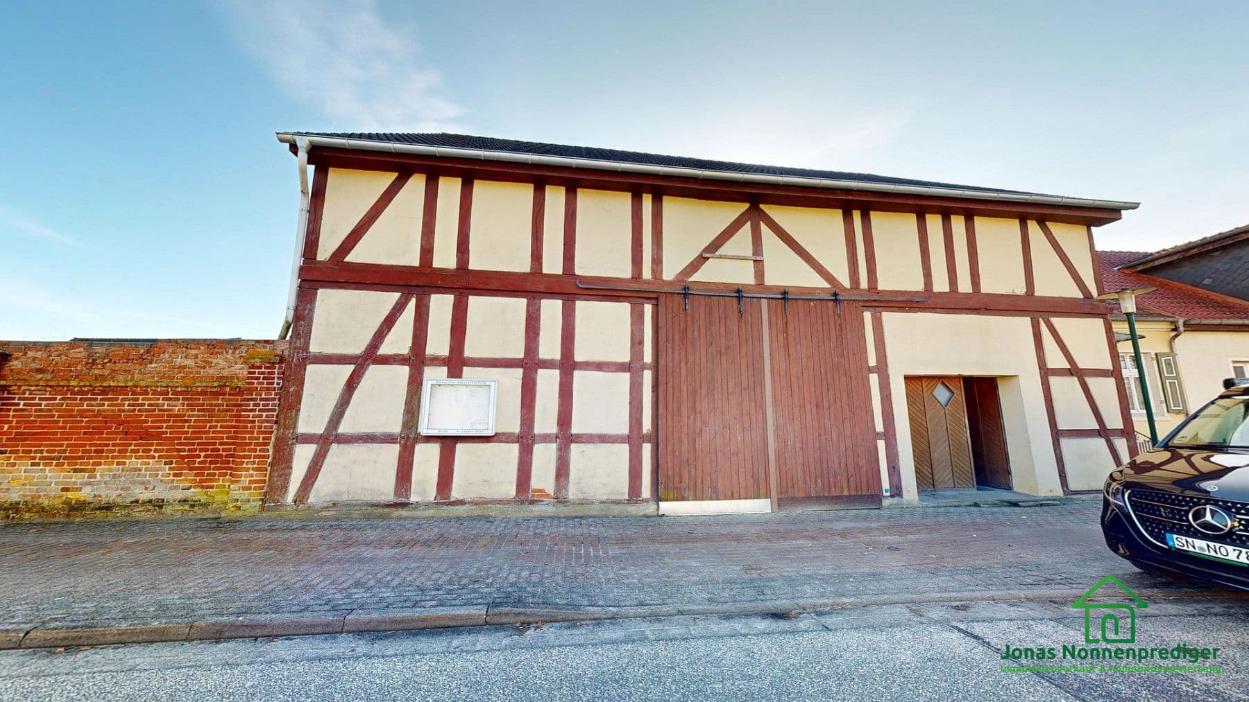 Prodej domu 131 m², pozemek 1.221 m², Berliner Straße 38a, Lenzen (Elbe), Braniborsko Prodej domu 131 m², pozemek 1.221 m², Berliner Straße 38a, Lenzen (Elbe), Braniborsko