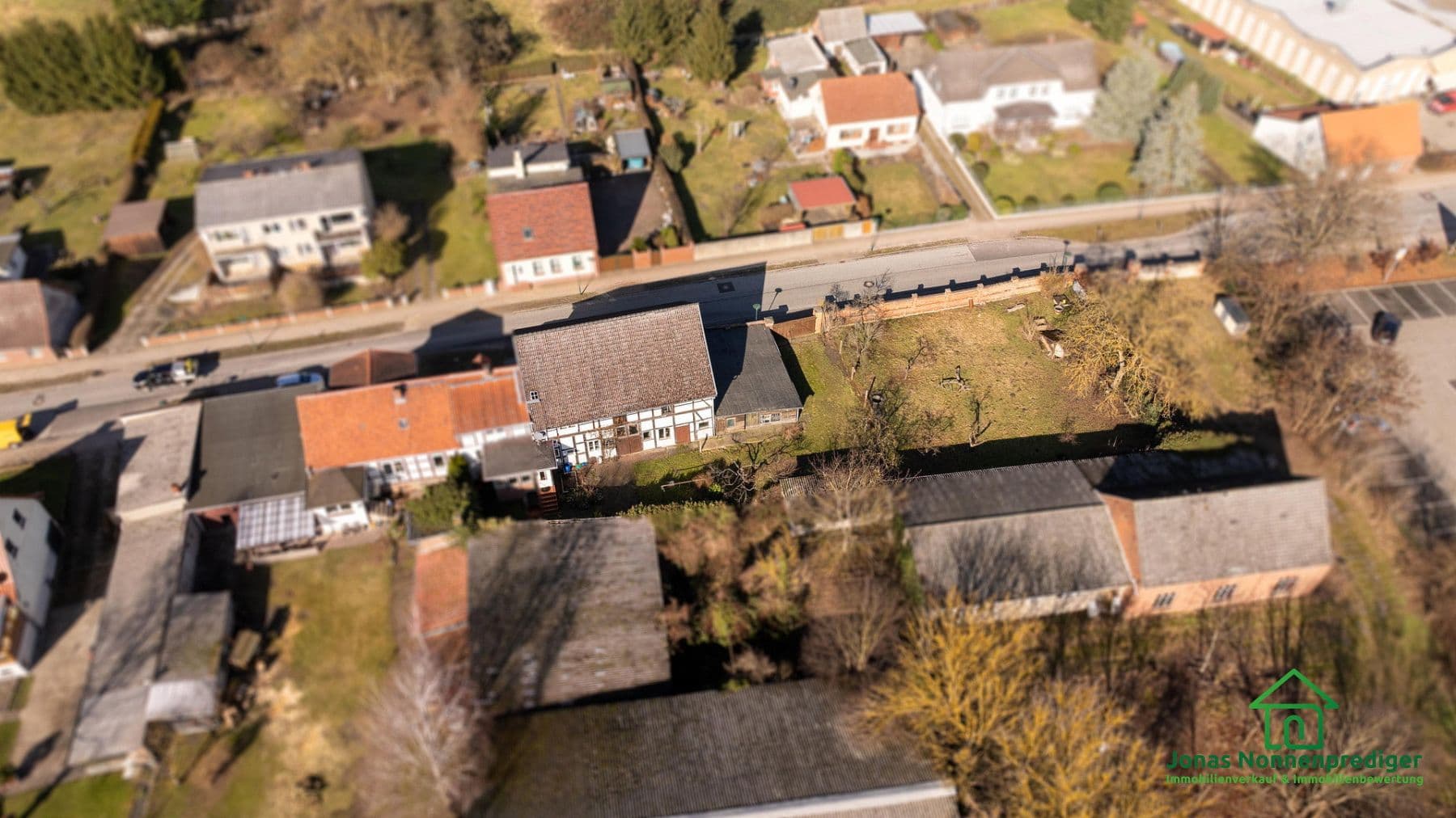 Prodej domu 131 m², pozemek 1.221 m², Berliner Straße 38a, Lenzen (Elbe), Braniborsko Prodej domu 131 m², pozemek 1.221 m², Berliner Straße 38a, Lenzen (Elbe), Braniborsko