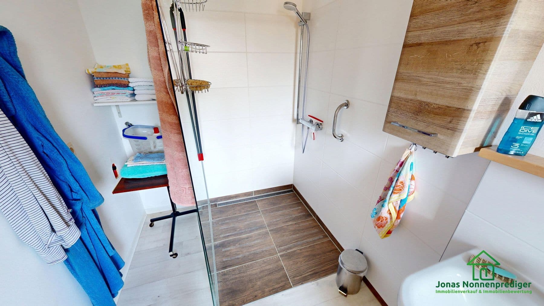 Prodej domu 131 m², pozemek 1.221 m², Berliner Straße 38a, Lenzen (Elbe), Braniborsko Prodej domu 131 m², pozemek 1.221 m², Berliner Straße 38a, Lenzen (Elbe), Braniborsko