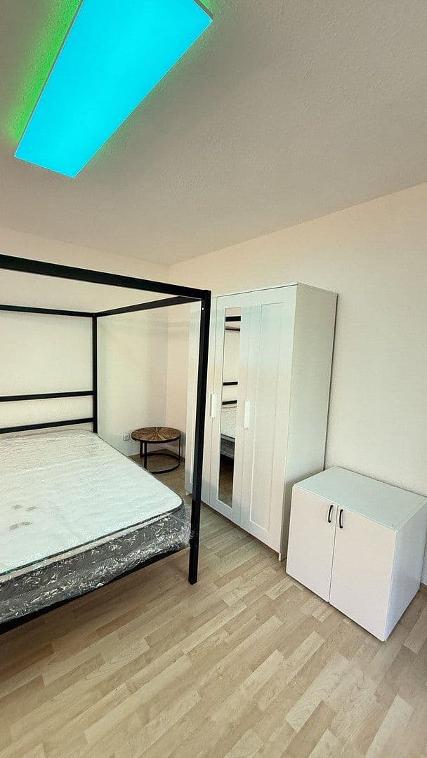 Pronájem bytu 1+1 38 m², Würzburg, Bavorsko Pronájem bytu 1+1 38 m², Würzburg, Bavorsko