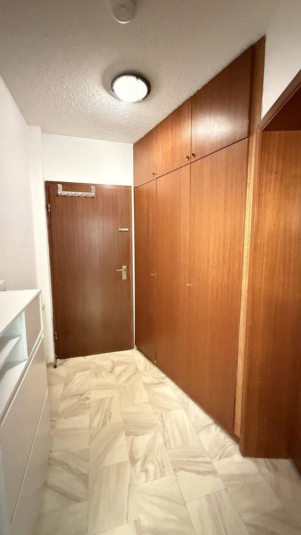 Pronájem bytu 1+1 38 m², Würzburg, Bavorsko Pronájem bytu 1+1 38 m², Würzburg, Bavorsko