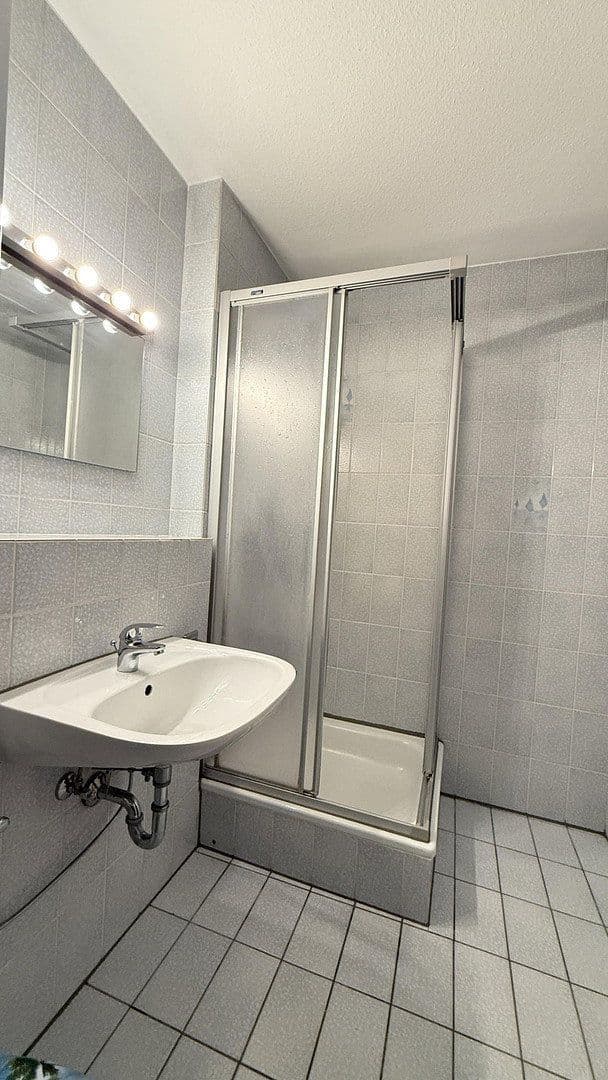 Pronájem bytu 1+1 38 m², Würzburg, Bavorsko Pronájem bytu 1+1 38 m², Würzburg, Bavorsko