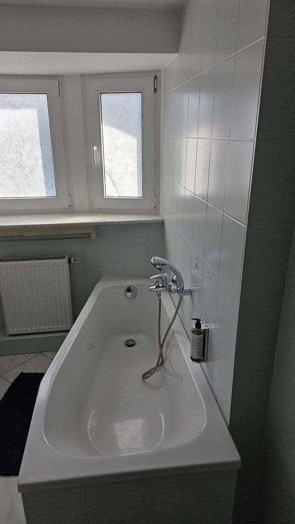 Pronájem bytu 3+1 82 m², Meziboř, Sasko-Anhaltsko Pronájem bytu 3+1 82 m², Meziboř, Sasko-Anhaltsko