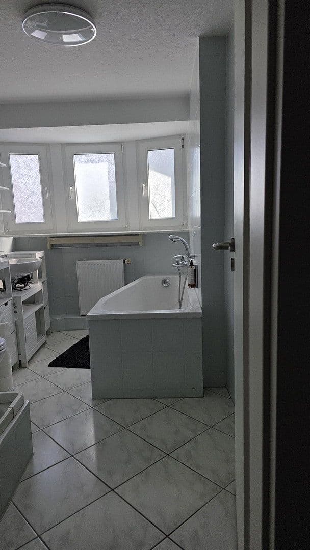 Pronájem bytu 3+1 82 m², Meziboř, Sasko-Anhaltsko Pronájem bytu 3+1 82 m², Meziboř, Sasko-Anhaltsko