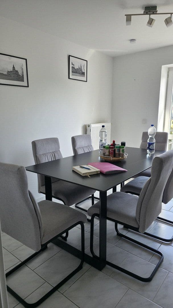Pronájem bytu 3+1 82 m², Meziboř, Sasko-Anhaltsko Pronájem bytu 3+1 82 m², Meziboř, Sasko-Anhaltsko
