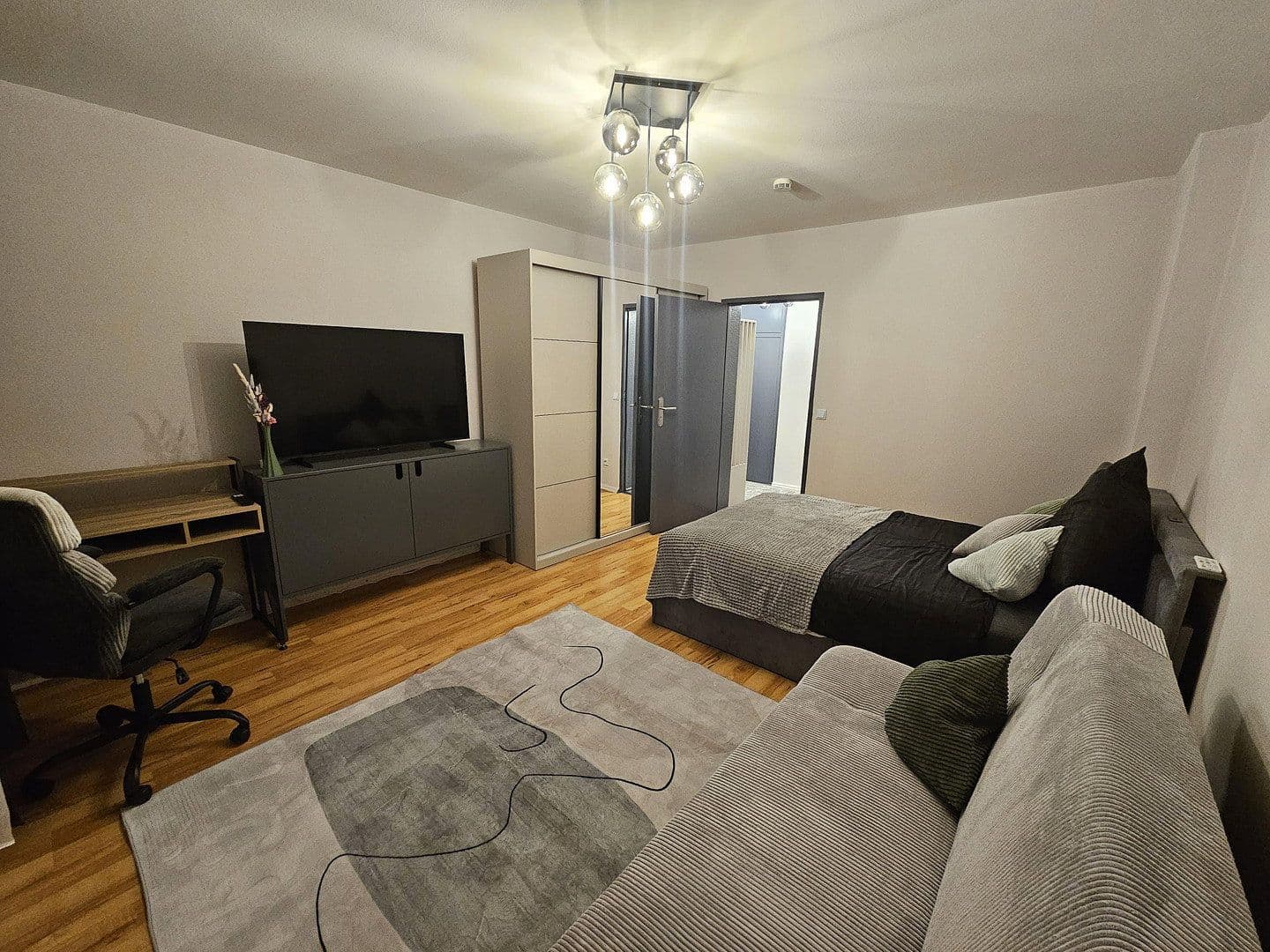 Pronájem bytu 16 m², Aachener Str. 17, Berlin, Berlín Pronájem bytu 16 m², Aachener Str. 17, Berlin, Berlín