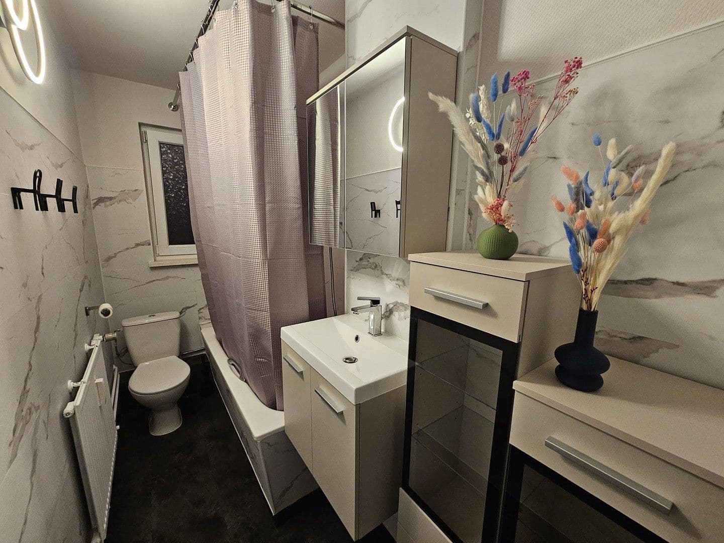 Pronájem bytu 16 m², Aachener Str. 17, Berlin, Berlín Pronájem bytu 16 m², Aachener Str. 17, Berlin, Berlín
