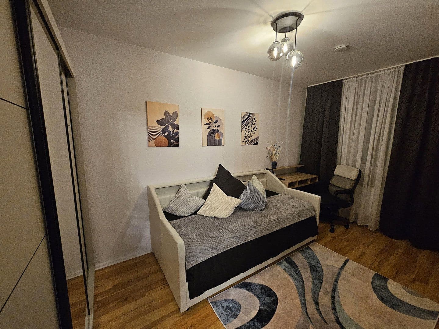 Pronájem bytu 16 m², Aachener Str. 17, Berlin, Berlín Pronájem bytu 16 m², Aachener Str. 17, Berlin, Berlín
