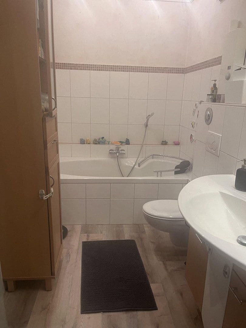 Prodej bytu 4+1 102 m², Mainz, Porýní-Falc Prodej bytu 4+1 102 m², Mainz, Porýní-Falc
