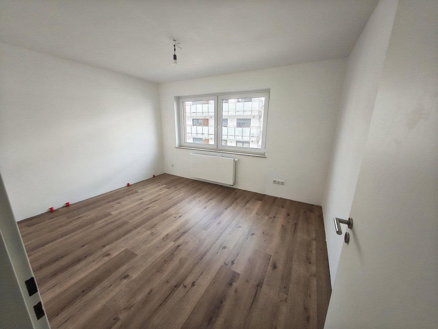 Pronájem bytu 3+1 87 m², Merzennicher Straße 6, Düren, Severní Porýní-Vestfálsko Pronájem bytu 3+1 87 m², Merzennicher Straße 6, Düren, Severní Porýní-Vestfálsko