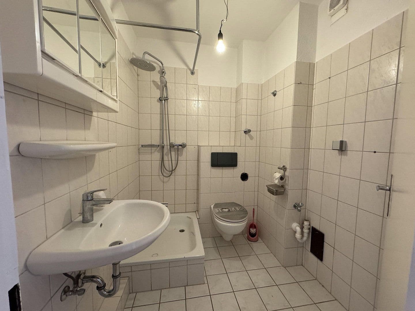 Pronájem bytu 2+1 41 m², Knappenstraße 80, Oberhausen, Severní Porýní-Vestfálsko Pronájem bytu 2+1 41 m², Knappenstraße 80, Oberhausen, Severní Porýní-Vestfálsko
