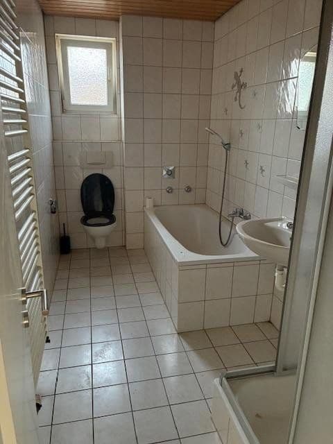 Pronájem bytu 3+1 75 m², Bliesenbacher Str. 10, Engelskirchen, Severní Porýní-Vestfálsko Pronájem bytu 3+1 75 m², Bliesenbacher Str. 10, Engelskirchen, Severní Porýní-Vestfálsko