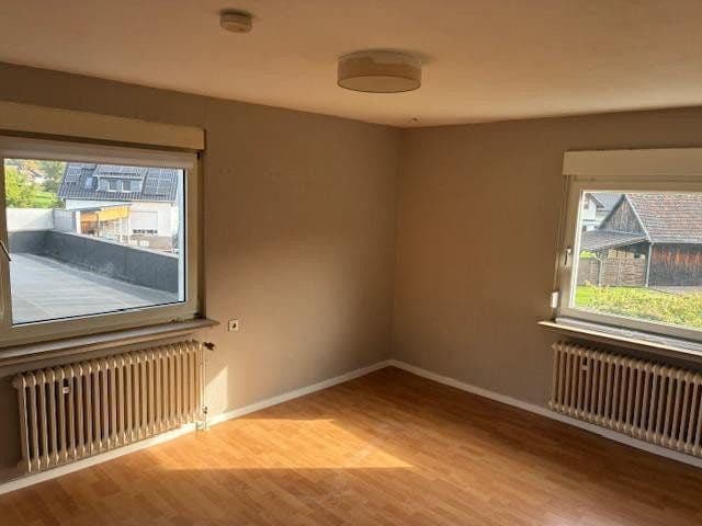 Pronájem bytu 3+1 75 m², Bliesenbacher Str. 10, Engelskirchen, Severní Porýní-Vestfálsko Pronájem bytu 3+1 75 m², Bliesenbacher Str. 10, Engelskirchen, Severní Porýní-Vestfálsko