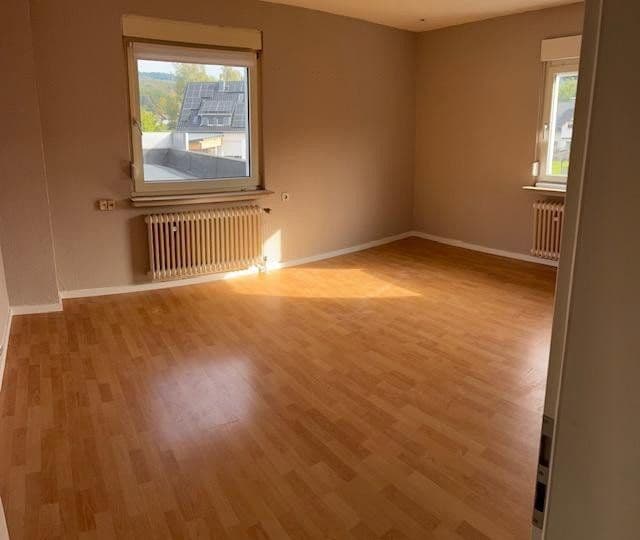 Pronájem bytu 3+1 75 m², Bliesenbacher Str. 10, Engelskirchen, Severní Porýní-Vestfálsko Pronájem bytu 3+1 75 m², Bliesenbacher Str. 10, Engelskirchen, Severní Porýní-Vestfálsko