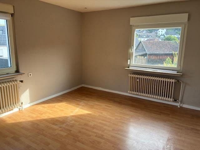 Pronájem bytu 3+1 75 m², Bliesenbacher Str. 10, Engelskirchen, Severní Porýní-Vestfálsko Pronájem bytu 3+1 75 m², Bliesenbacher Str. 10, Engelskirchen, Severní Porýní-Vestfálsko
