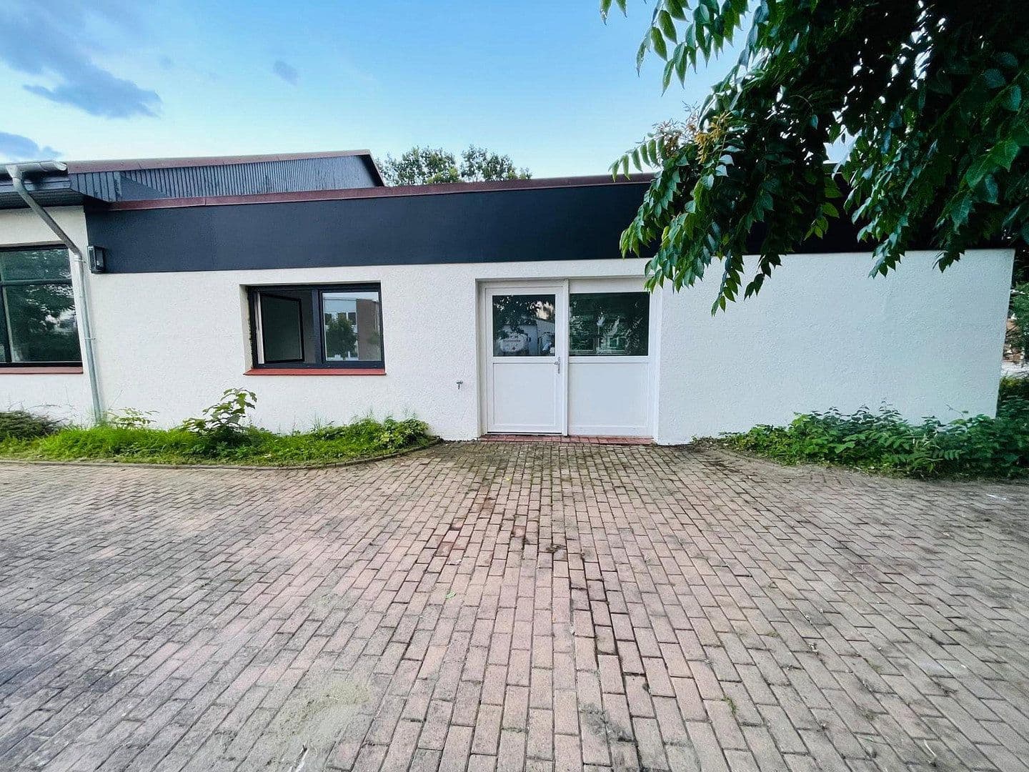 Pronájem nebytového prostoru 1.898 m², Boschstraße 22, Winsen (Luhe), Dolní Sasko Pronájem nebytového prostoru 1.898 m², Boschstraße 22, Winsen (Luhe), Dolní Sasko