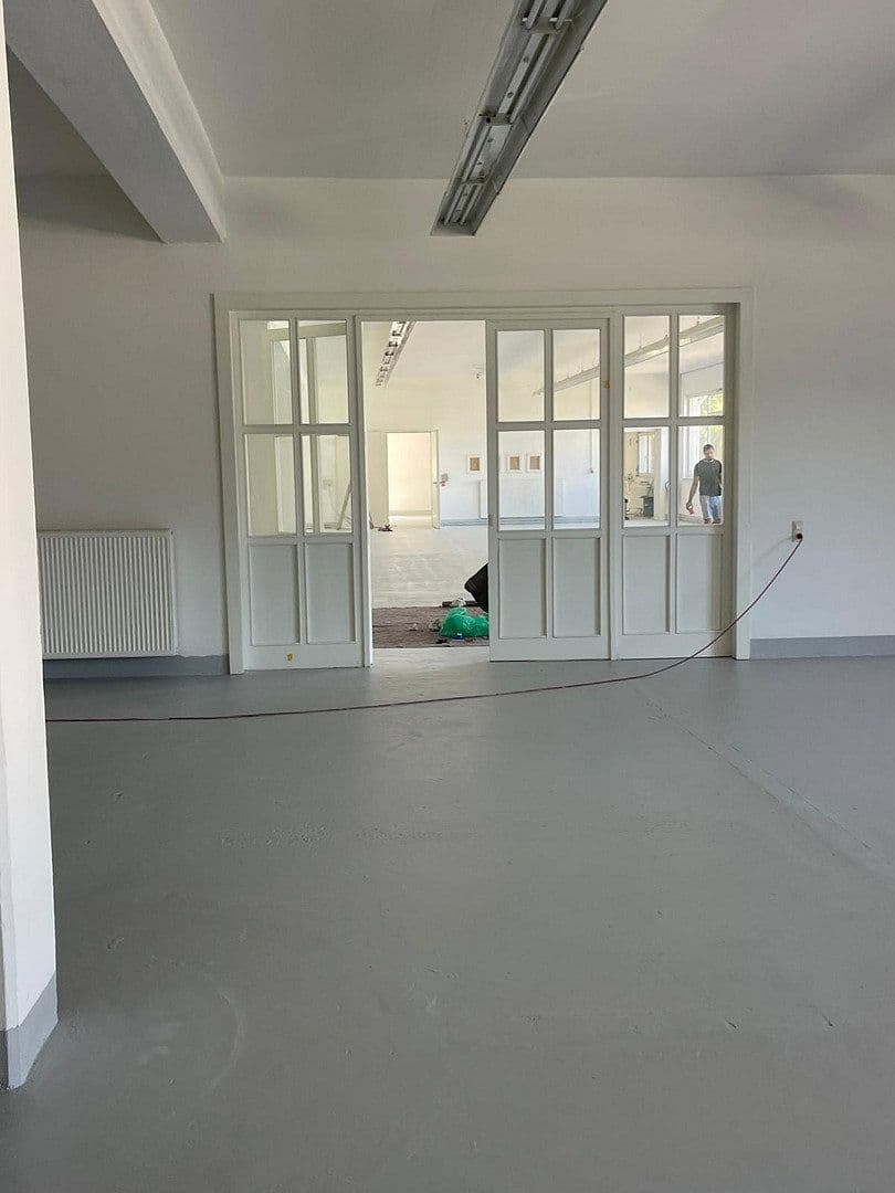 Pronájem nebytového prostoru 1.898 m², Boschstraße 22, Winsen (Luhe), Dolní Sasko Pronájem nebytového prostoru 1.898 m², Boschstraße 22, Winsen (Luhe), Dolní Sasko