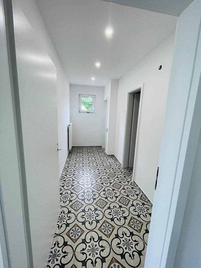 Pronájem nebytového prostoru 1.898 m², Boschstraße 22, Winsen (Luhe), Dolní Sasko Pronájem nebytového prostoru 1.898 m², Boschstraße 22, Winsen (Luhe), Dolní Sasko