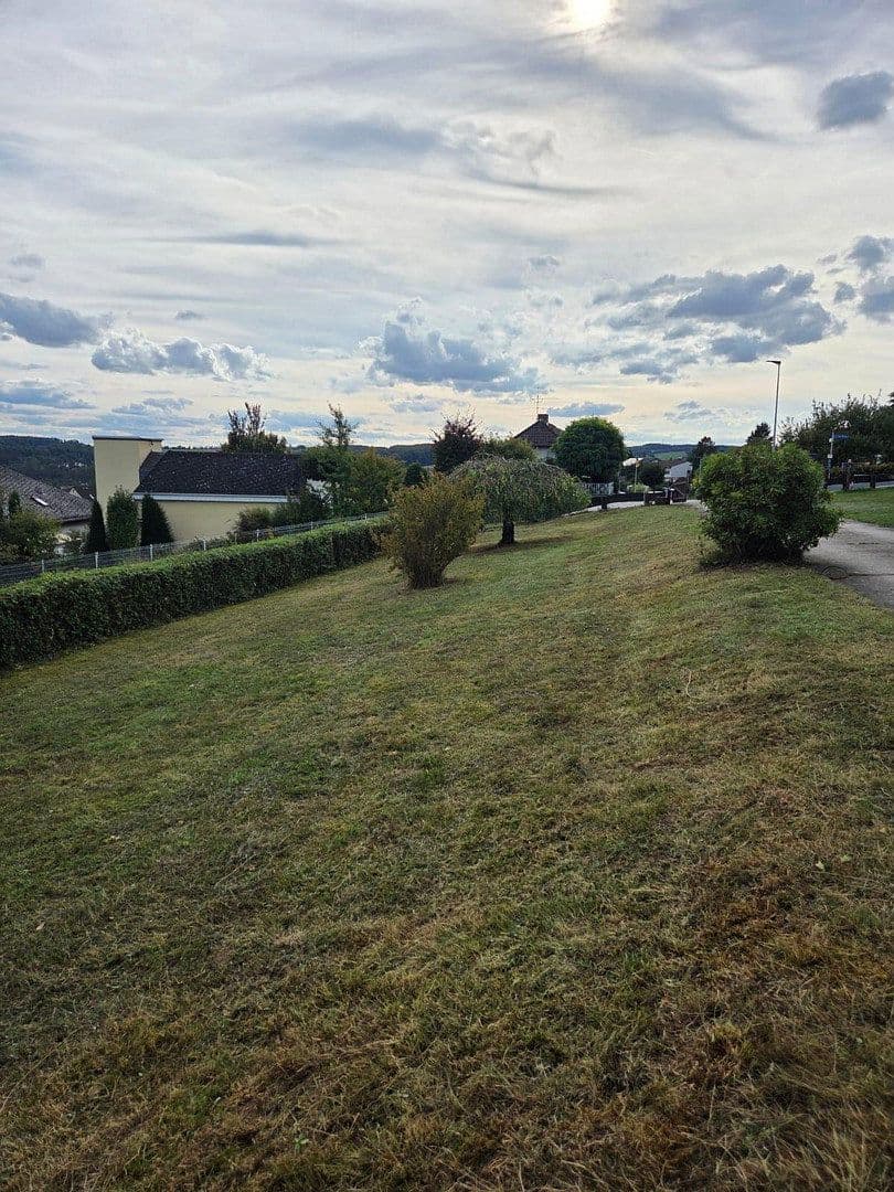 Prodej domu 165 m², pozemek 1.213 m², Zu den Birken 14, Weinbach, Hessen Prodej domu 165 m², pozemek 1.213 m², Zu den Birken 14, Weinbach, Hessen