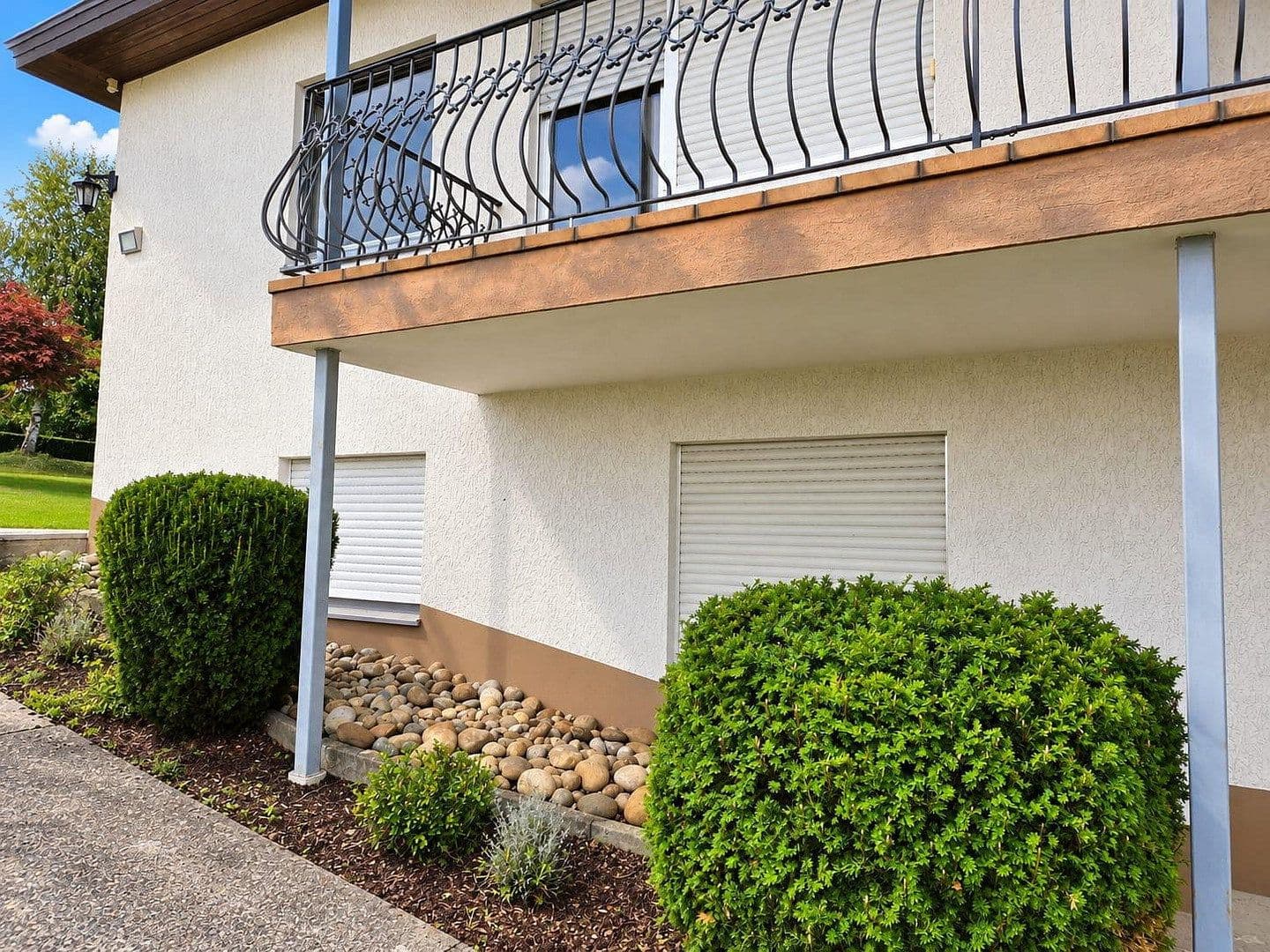 Prodej domu 165 m², pozemek 1.213 m², Zu den Birken 14, Weinbach, Hessen Prodej domu 165 m², pozemek 1.213 m², Zu den Birken 14, Weinbach, Hessen