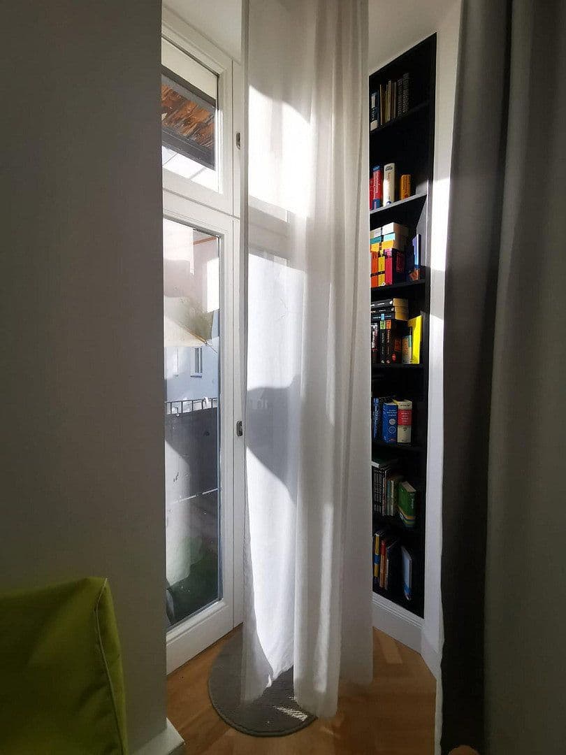 Prodej bytu 4+1 93 m², Berlin, Berlín Prodej bytu 4+1 93 m², Berlin, Berlín