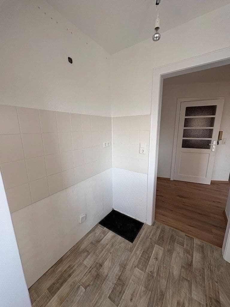 Pronájem bytu 3+1 55 m², Bremerhaven, Bremen Pronájem bytu 3+1 55 m², Bremerhaven, Bremen