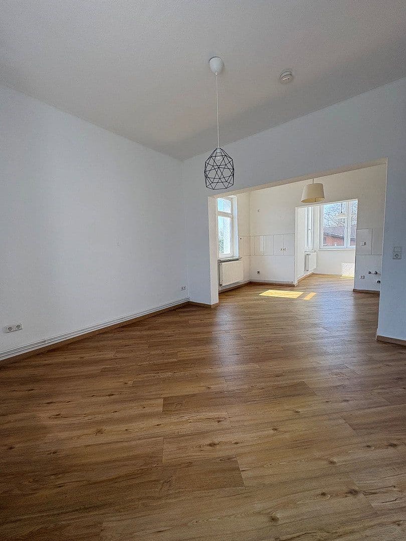 Pronájem bytu 3+1 83 m², Stresemannstraße 235/237, Bremerhaven, Bremen Pronájem bytu 3+1 83 m², Stresemannstraße 235/237, Bremerhaven, Bremen