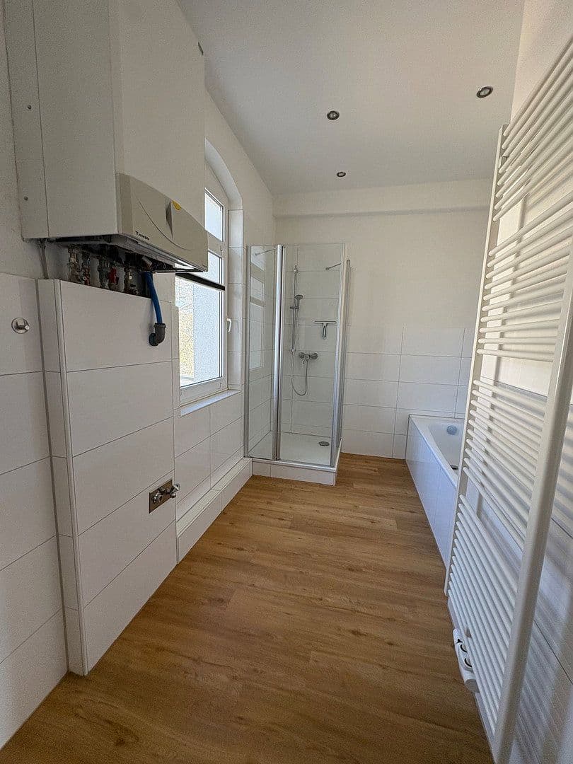 Pronájem bytu 3+1 83 m², Stresemannstraße 235/237, Bremerhaven, Bremen Pronájem bytu 3+1 83 m², Stresemannstraße 235/237, Bremerhaven, Bremen