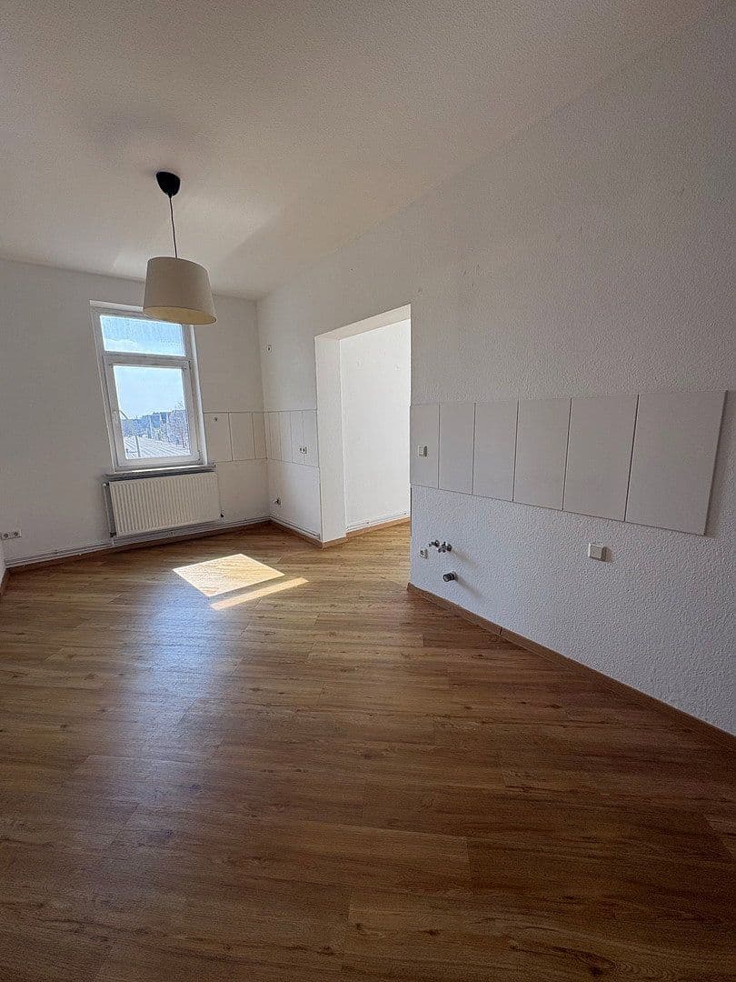 Pronájem bytu 3+1 83 m², Stresemannstraße 235/237, Bremerhaven, Bremen Pronájem bytu 3+1 83 m², Stresemannstraße 235/237, Bremerhaven, Bremen