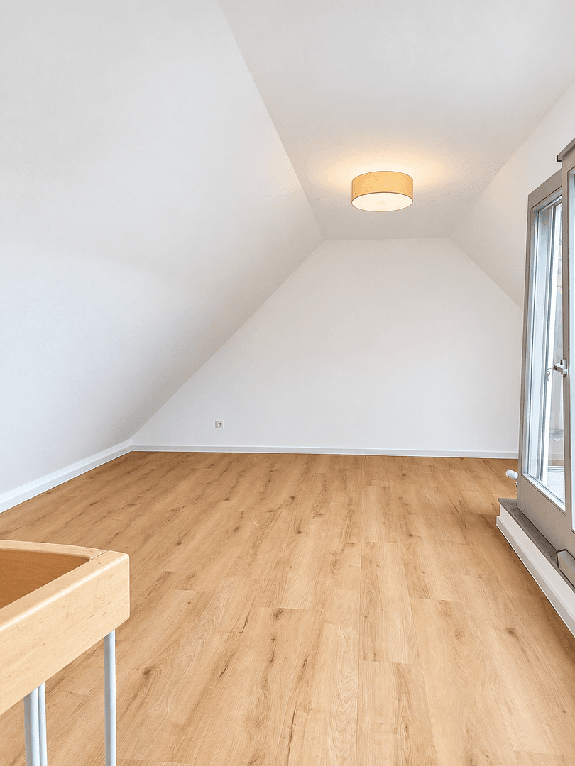 Pronájem bytu 3+1 66 m², Rutesheim, Bádensko-Württembersko Pronájem bytu 3+1 66 m², Rutesheim, Bádensko-Württembersko