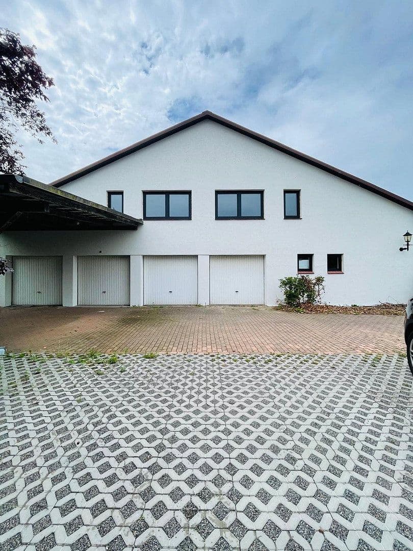 Pronájem nebytového prostoru 1.898 m², Boschstraße 22, Winsen (Luhe), Dolní Sasko Pronájem nebytového prostoru 1.898 m², Boschstraße 22, Winsen (Luhe), Dolní Sasko