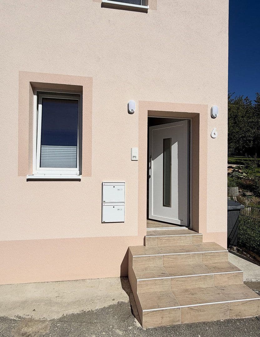Prodej domu 135 m², pozemek 89 m², Igensdorf, Bavorsko Prodej domu 135 m², pozemek 89 m², Igensdorf, Bavorsko