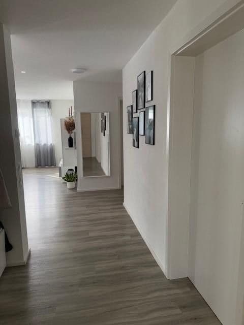 Pronájem bytu 3+kk 101 m², Gottlob-Link-Weg 4, Sulz am Neckar, Bádensko-Württembersko Pronájem bytu 3+kk 101 m², Gottlob-Link-Weg 4, Sulz am Neckar, Bádensko-Württembersko