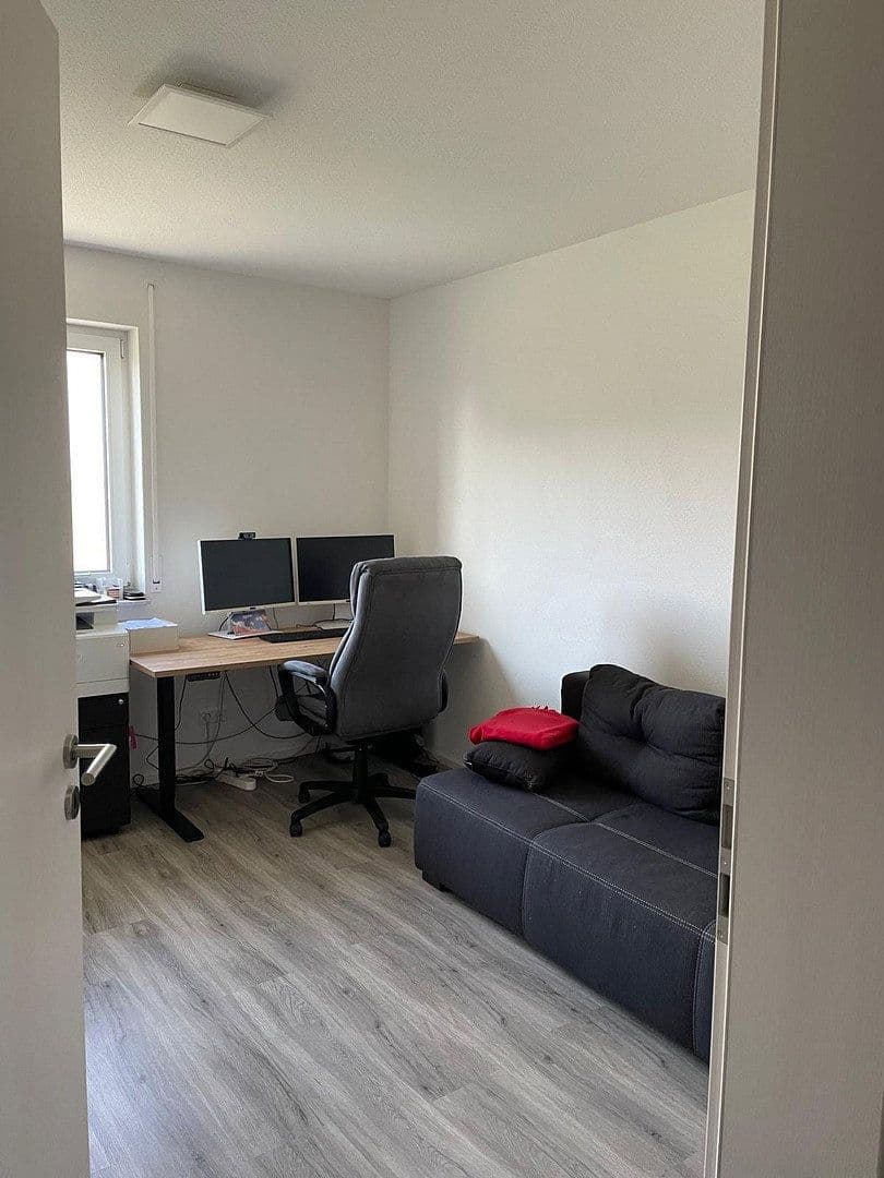 Pronájem bytu 3+kk 101 m², Gottlob-Link-Weg 4, Sulz am Neckar, Bádensko-Württembersko Pronájem bytu 3+kk 101 m², Gottlob-Link-Weg 4, Sulz am Neckar, Bádensko-Württembersko
