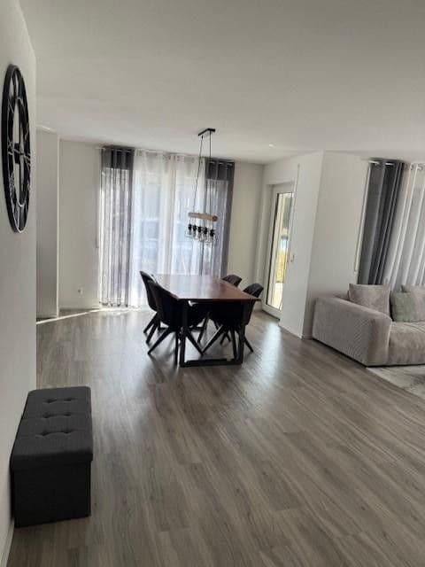Pronájem bytu 3+kk 101 m², Gottlob-Link-Weg 4, Sulz am Neckar, Bádensko-Württembersko Pronájem bytu 3+kk 101 m², Gottlob-Link-Weg 4, Sulz am Neckar, Bádensko-Württembersko