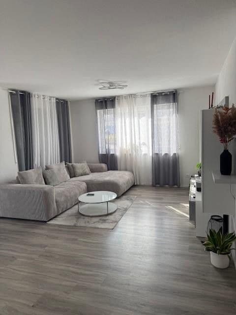 Pronájem bytu 3+kk 101 m², Gottlob-Link-Weg 4, Sulz am Neckar, Bádensko-Württembersko Pronájem bytu 3+kk 101 m², Gottlob-Link-Weg 4, Sulz am Neckar, Bádensko-Württembersko