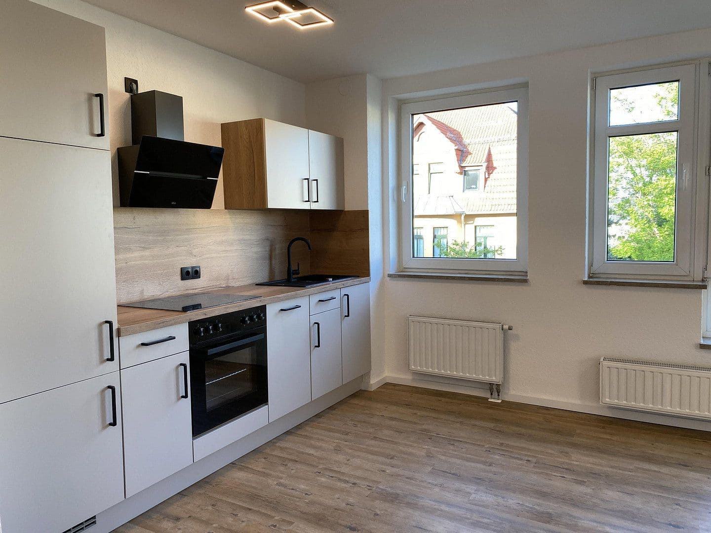 Prodej bytu 2+1 48 m², Zimmermannstraße, Cvikov, Sasko Prodej bytu 2+1 48 m², Zimmermannstraße, Cvikov, Sasko