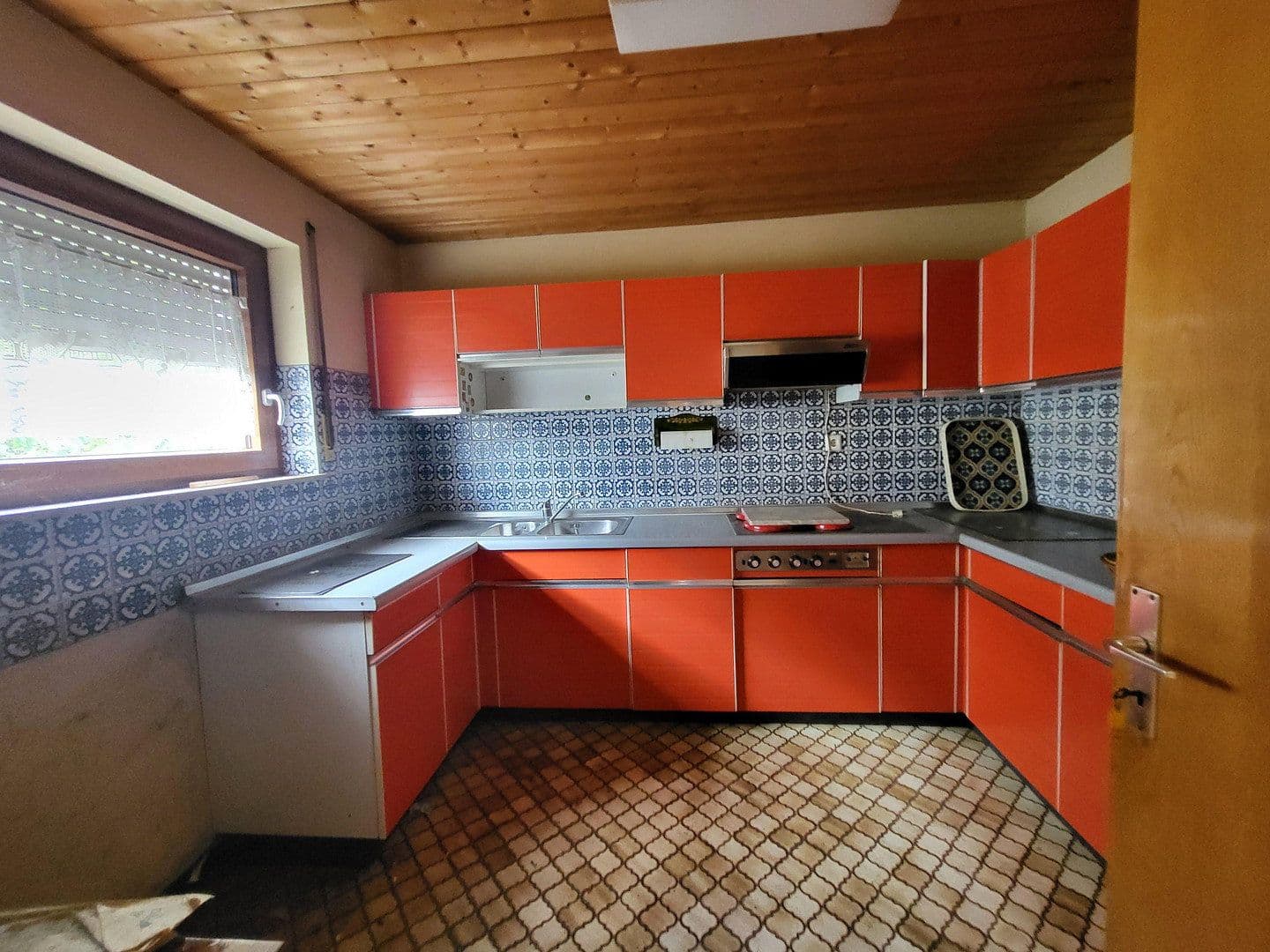 Prodej domu 127 m², pozemek 678 m², Höflestraße 11, Unterensingen, Bádensko-Württembersko Prodej domu 127 m², pozemek 678 m², Höflestraße 11, Unterensingen, Bádensko-Württembersko