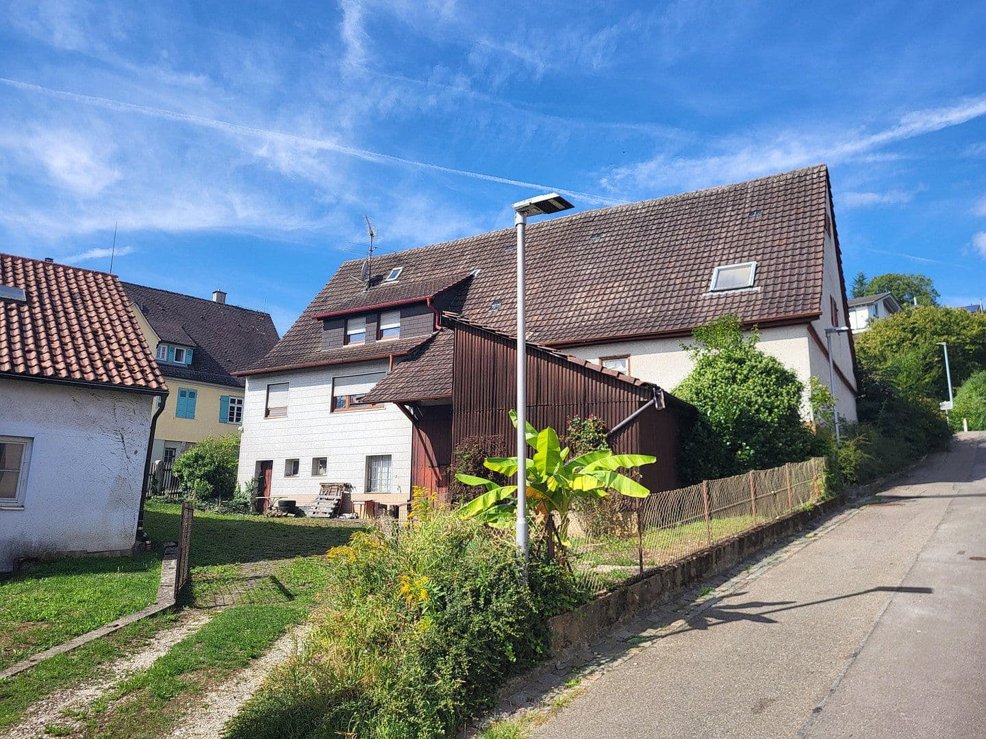 Prodej domu 127 m², pozemek 678 m², Höflestraße 11, Unterensingen, Bádensko-Württembersko Prodej domu 127 m², pozemek 678 m², Höflestraße 11, Unterensingen, Bádensko-Württembersko