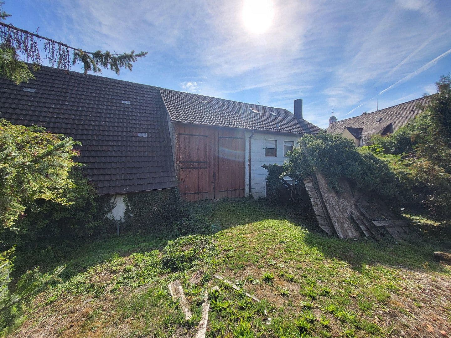 Prodej domu 127 m², pozemek 678 m², Höflestraße 11, Unterensingen, Bádensko-Württembersko Prodej domu 127 m², pozemek 678 m², Höflestraße 11, Unterensingen, Bádensko-Württembersko